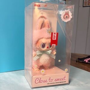 Mokoko Close To Sweet New